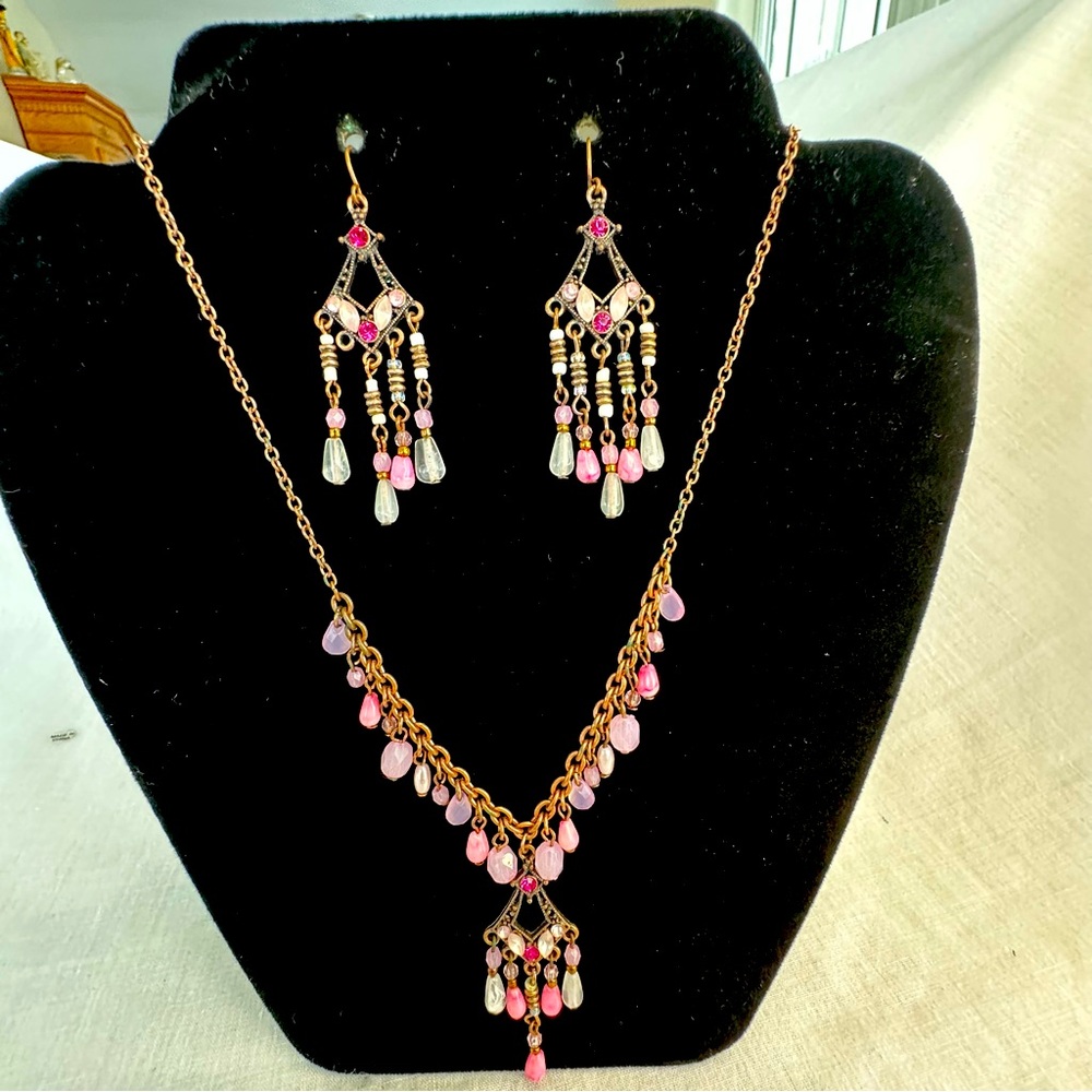 Elegant Pink and White Jewelry Set - necklace and earrings